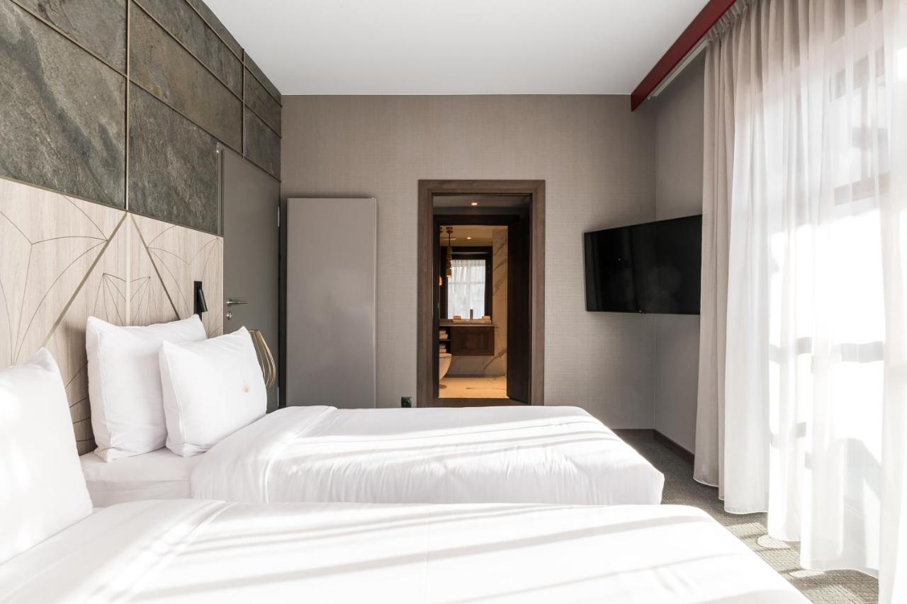 Nosalowy Park Hotel & Spa ซาโกปาเน ภายนอก รูปภาพ A room at the hotel