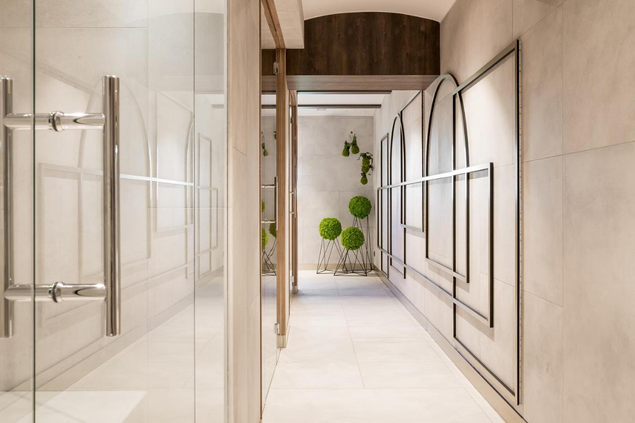 Nosalowy Park Hotel & Spa ซาโกปาเน ภายนอก รูปภาพ The interior of the building