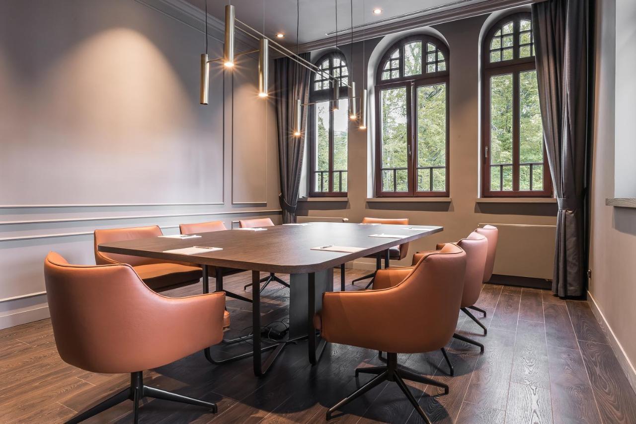 Nosalowy Park Hotel & Spa ซาโกปาเน ภายนอก รูปภาพ The interior of the meeting room