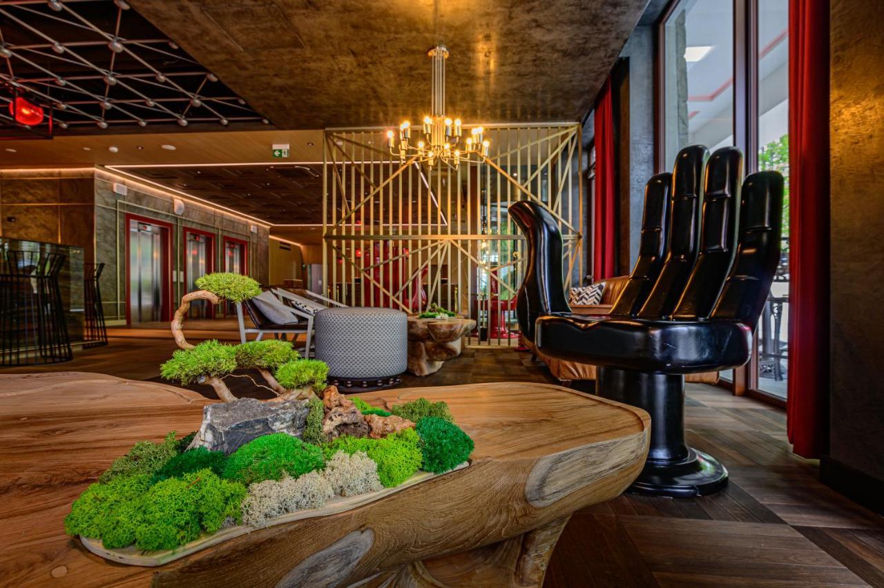 Nosalowy Park Hotel & Spa ซาโกปาเน ภายนอก รูปภาพ The interior of the hotel